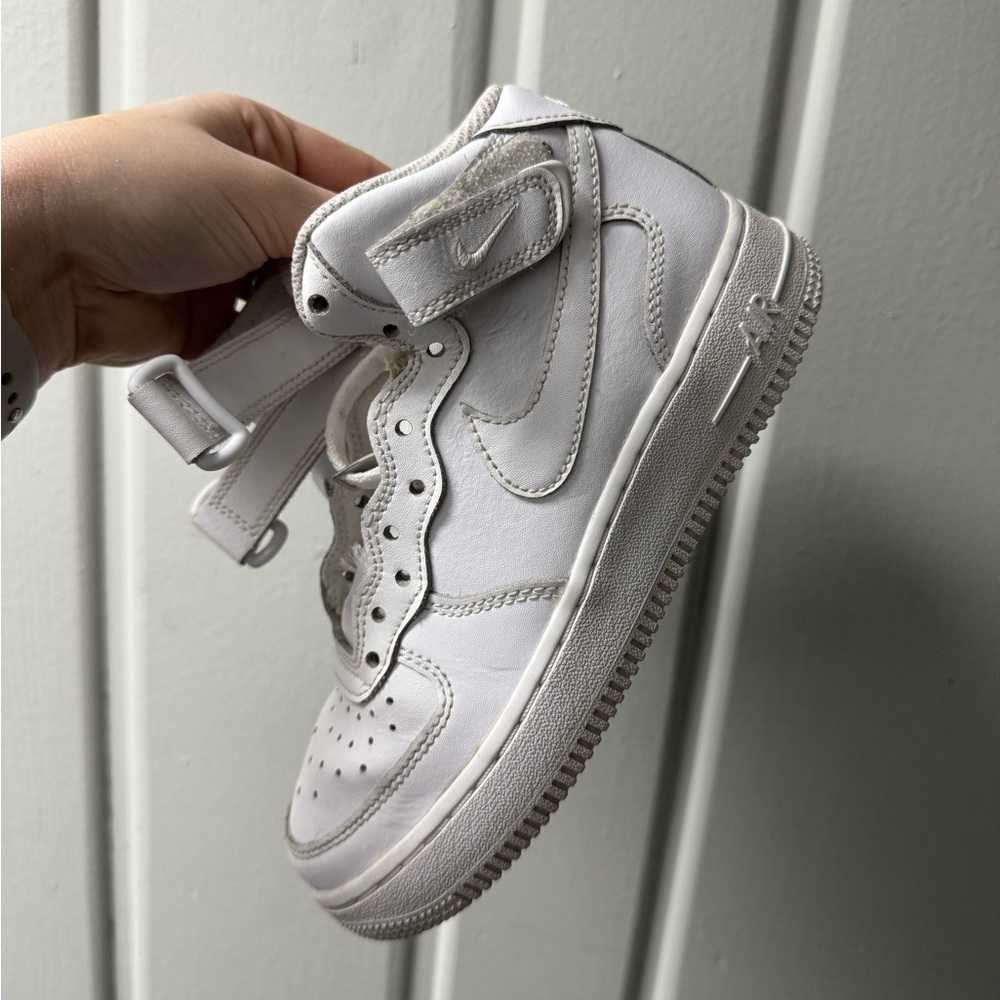 Nike Air Force 1 Mid ‘07 Le Casual Shoes